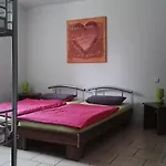 Feriendomizil Roger Wohnung 1